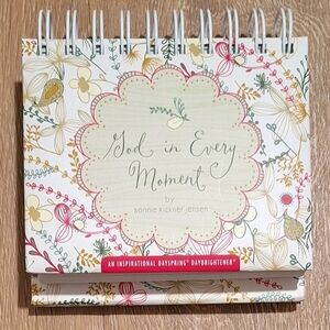 DaySpring Inspirational DayBrightener - Floral Design